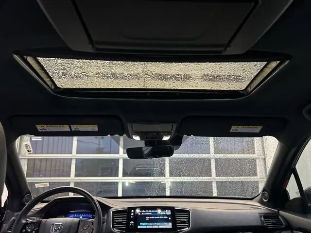 Used 2022 Honda Pilot Black Edition image 17