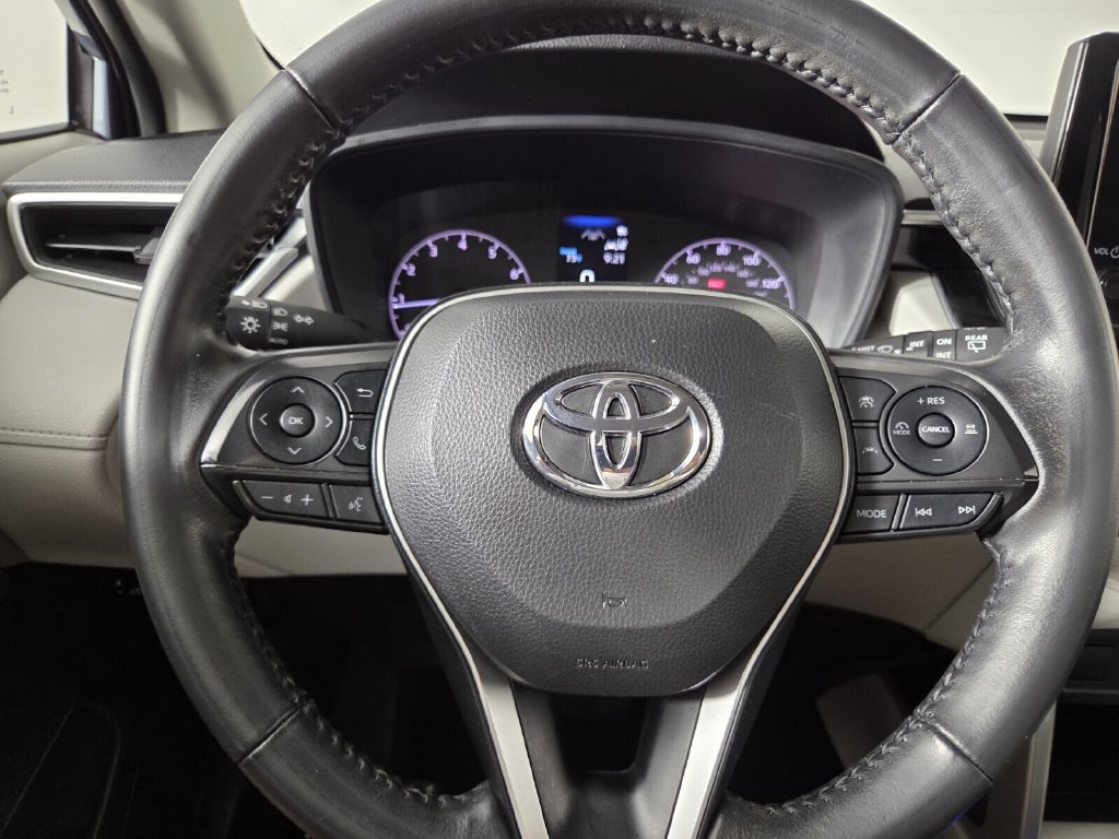 Used 2023 Toyota Corolla Cross LE FWD image 14