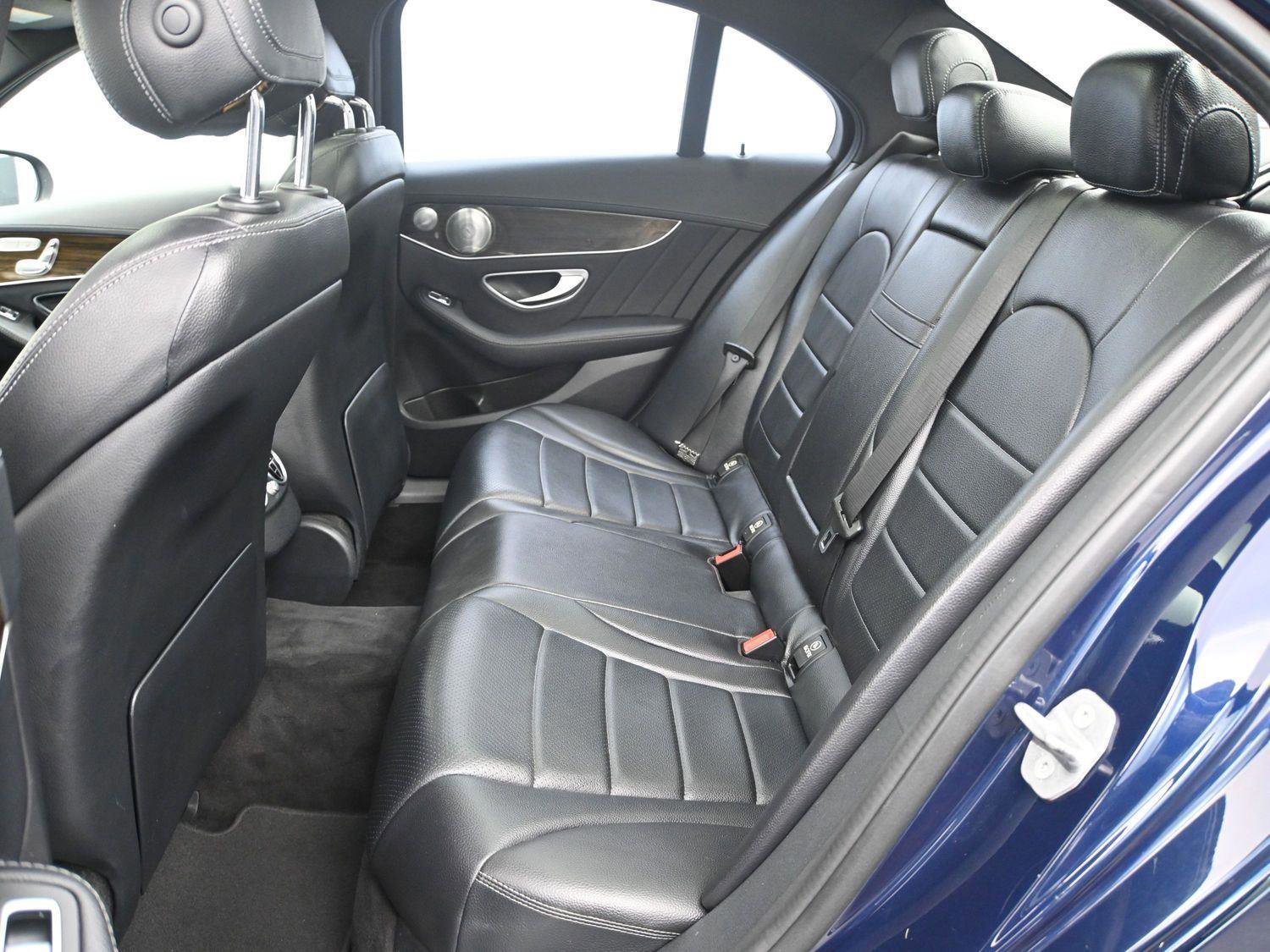 Used 2017 Mercedes-Benz C 300 4MATIC Sedan w/ Premium 2 Package image 9