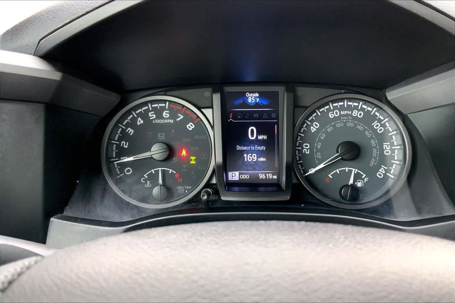 Used 2022 Toyota Tacoma 4x4 Double Cab image 17