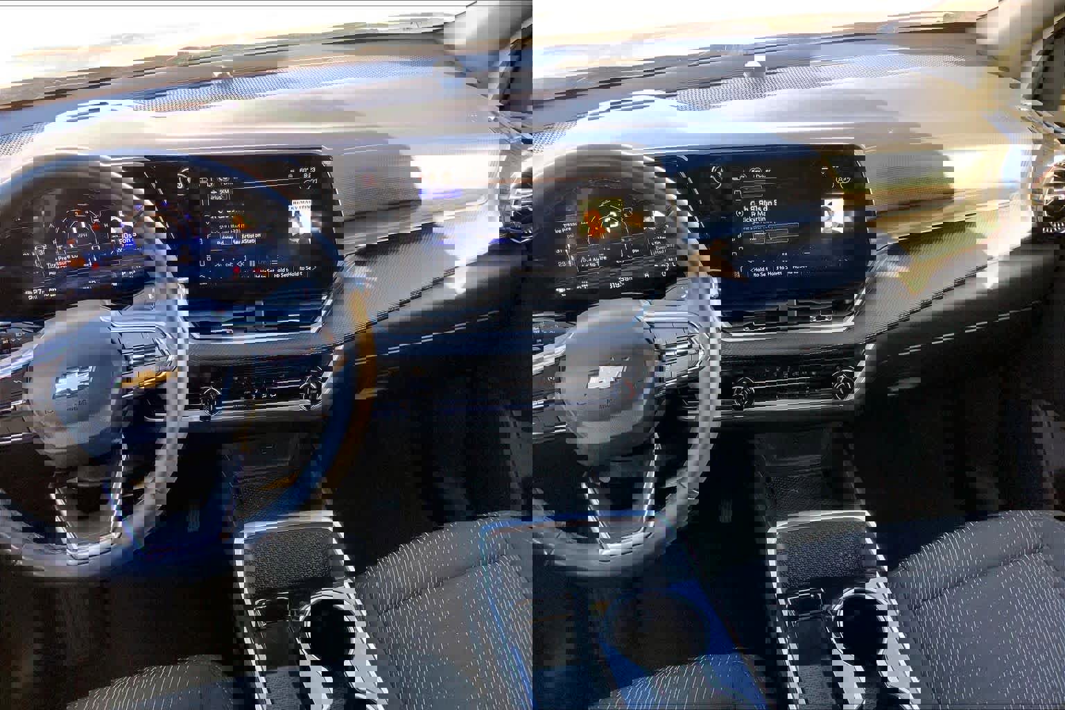 Certified 2025 Chevrolet Equinox LT w/ Safety and Technology Package image 6