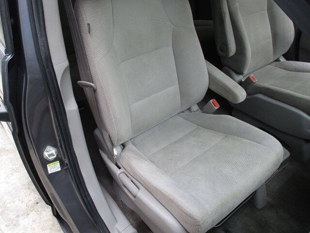 Used 2012 Honda Odyssey LX image 9