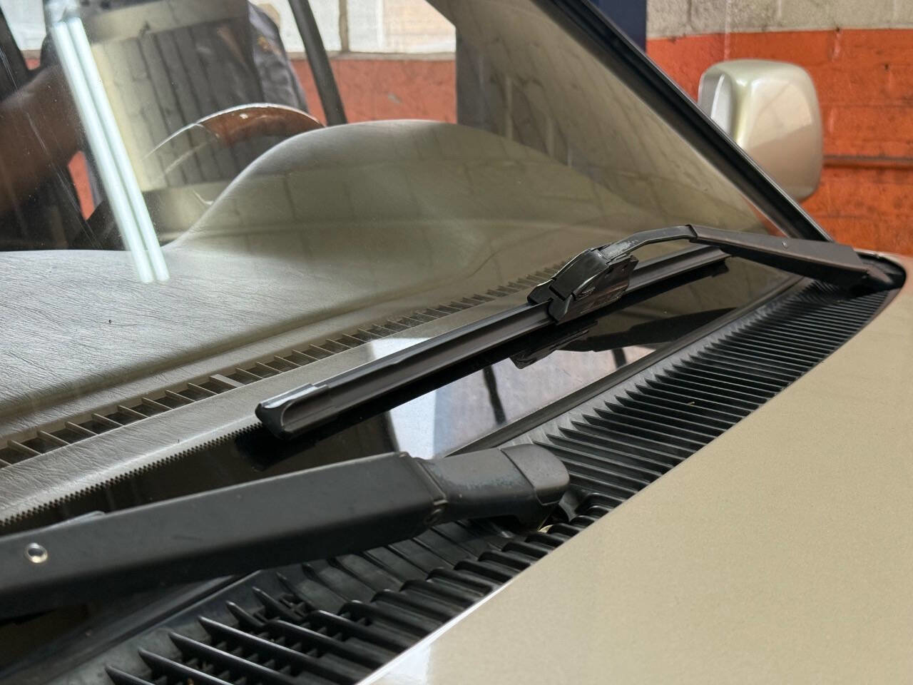 Used 2001 Lexus LX 470 4WD image 91