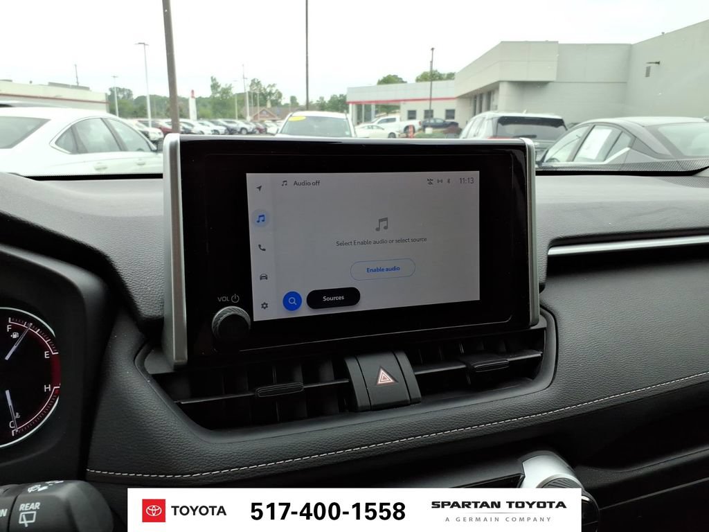 Used 2024 Toyota RAV4 XLE FWD image 21