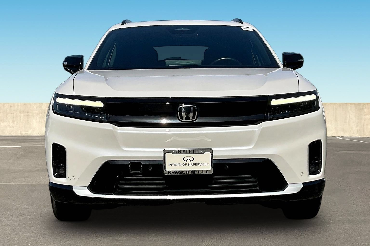 Used 2024 Honda Prologue Touring image 2