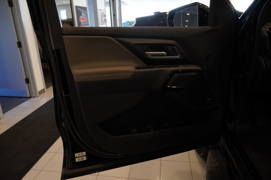 New 2026 Chevrolet Silverado EV Trail Boss AWD/4WD image 21