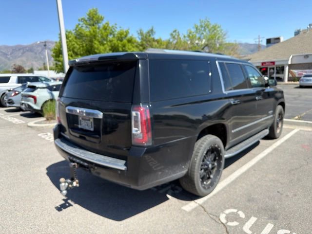 Used 2016 GMC Yukon XL Denali w/ Open Road Package AWD/4WD image 3