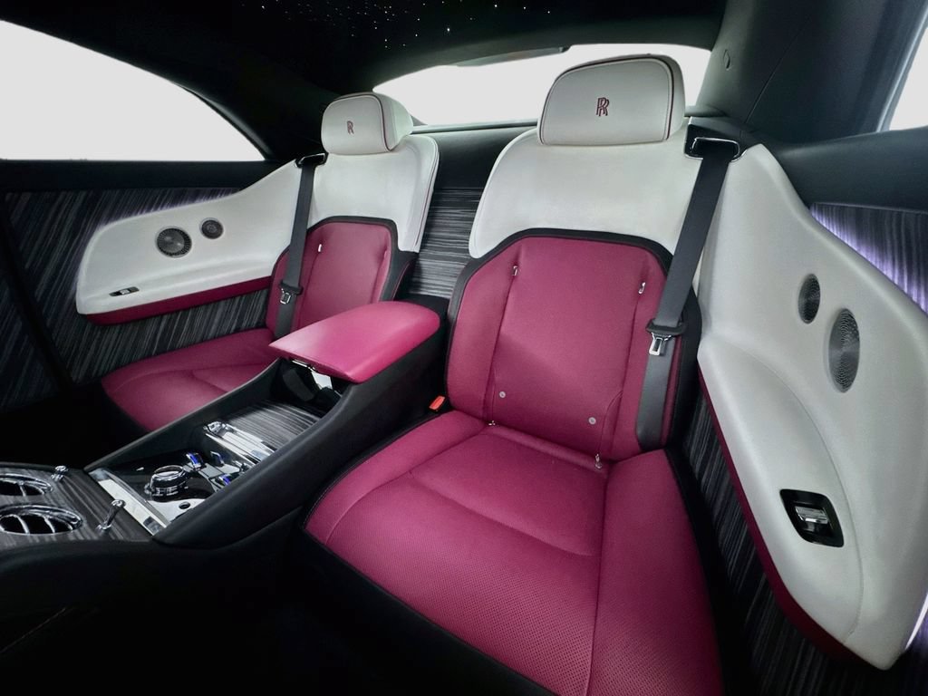Used 2024 Rolls-Royce Spectre w/ Spectre Launch Package AWD/4WD image 25