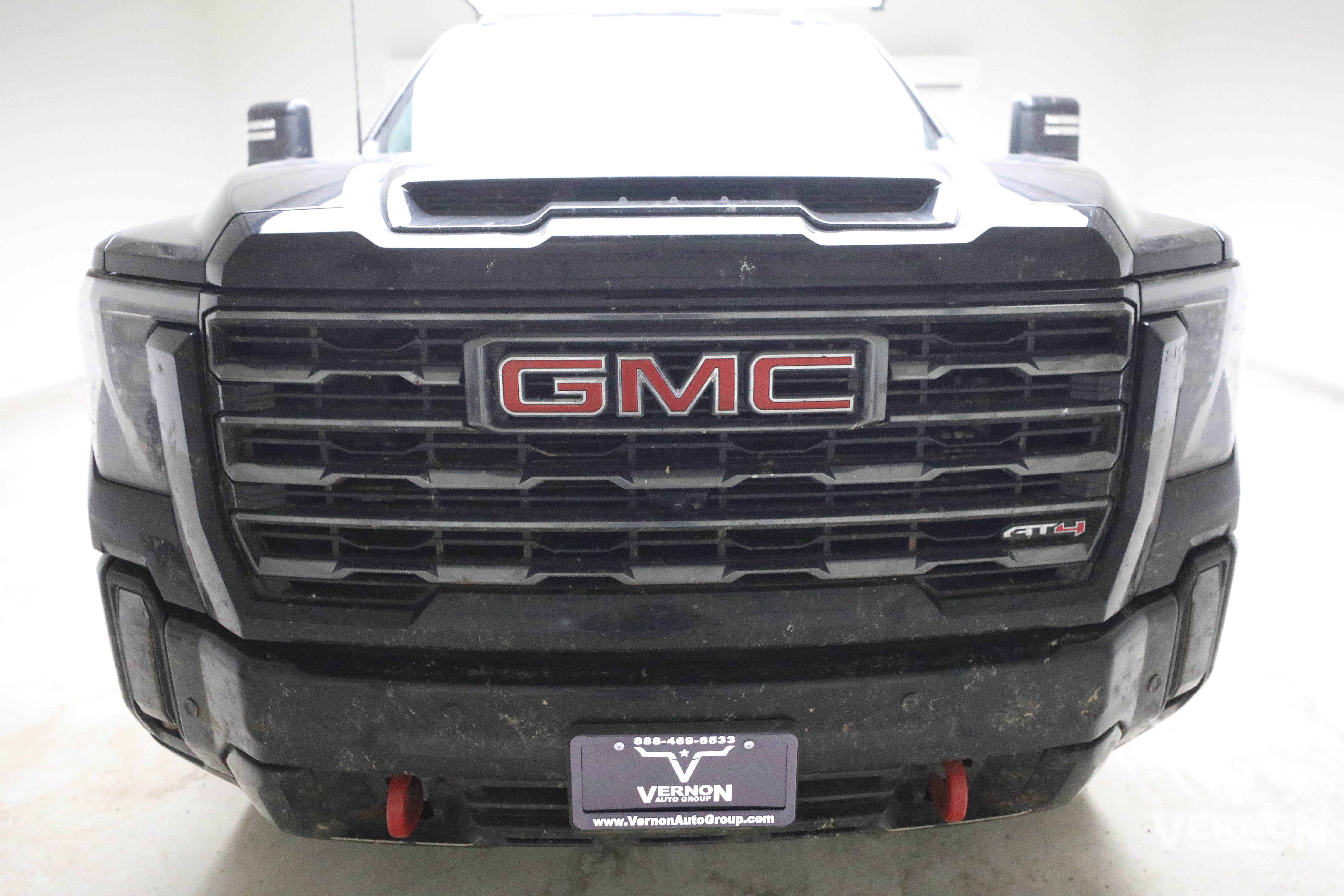 Used 2024 GMC Sierra 2500 AT4 w/ AT4 Preferred Package AWD/4WD image 7