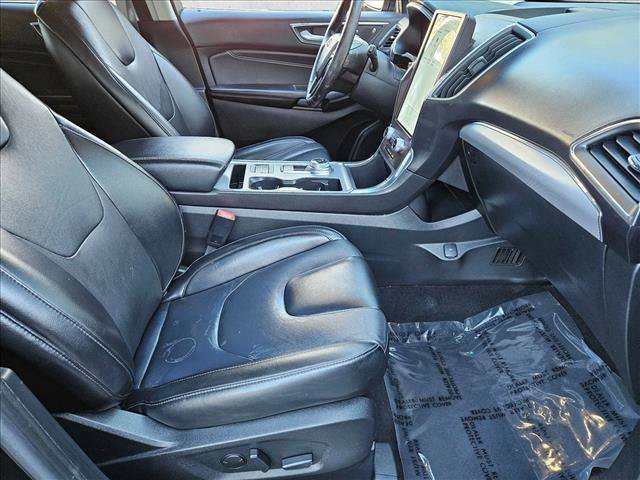 Used 2021 Ford Edge Titanium AWD/4WD image 19
