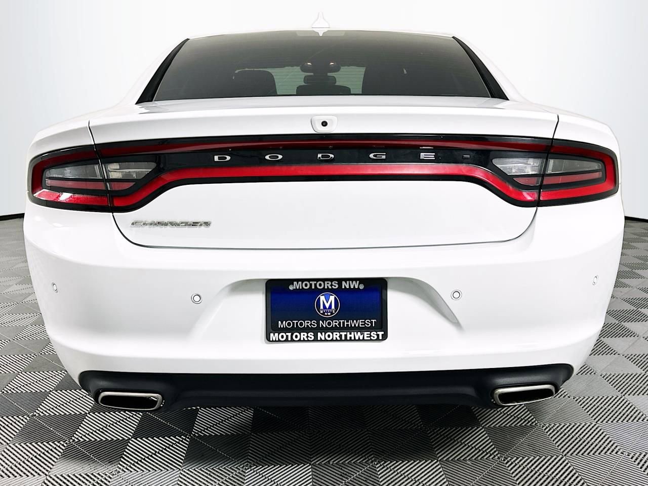 Used 2023 Dodge Charger SXT w/ Cold Weather Package RWD image 21