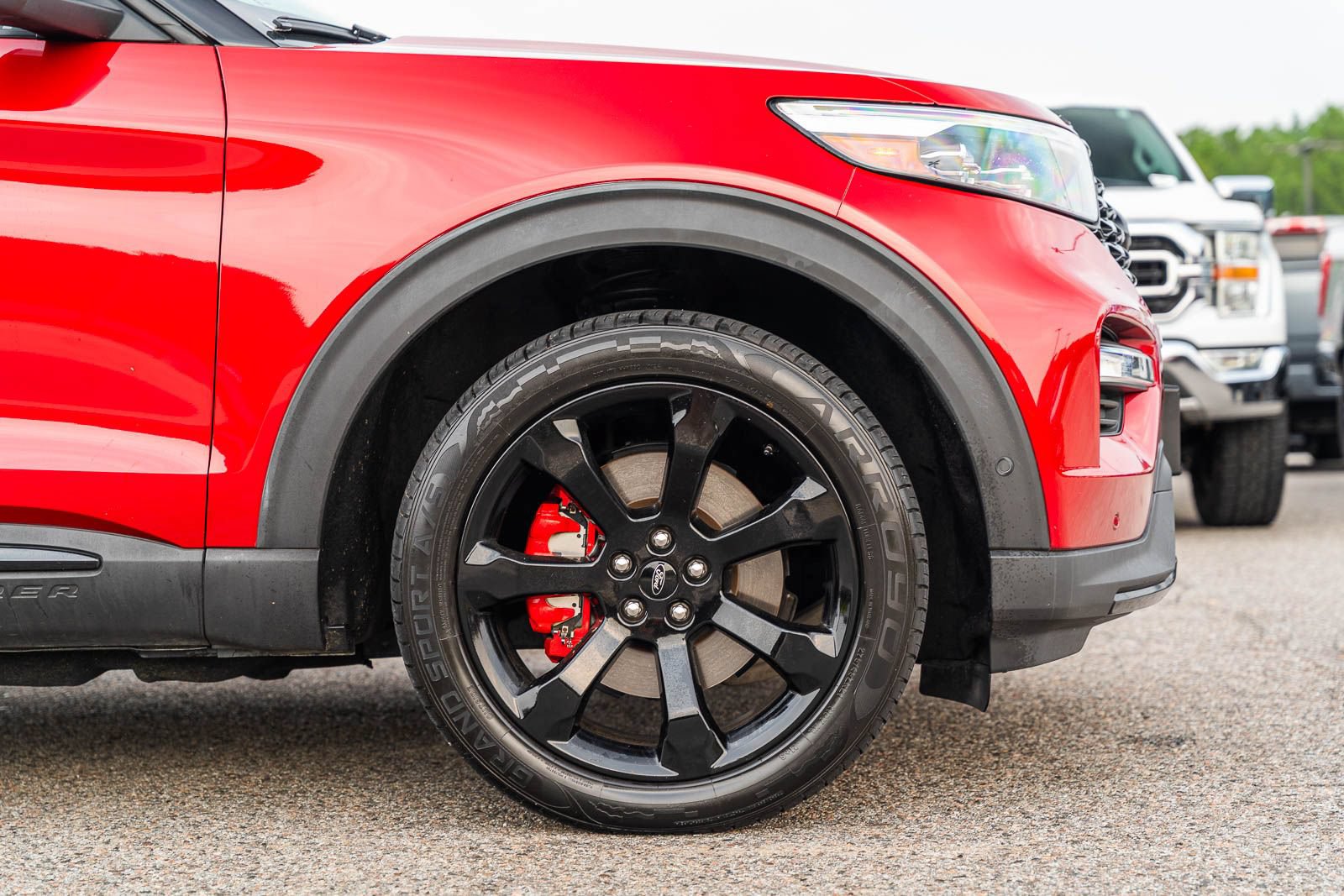 Certified 2020 Ford Explorer ST w/ ST Street Pack AWD/4WD image 9