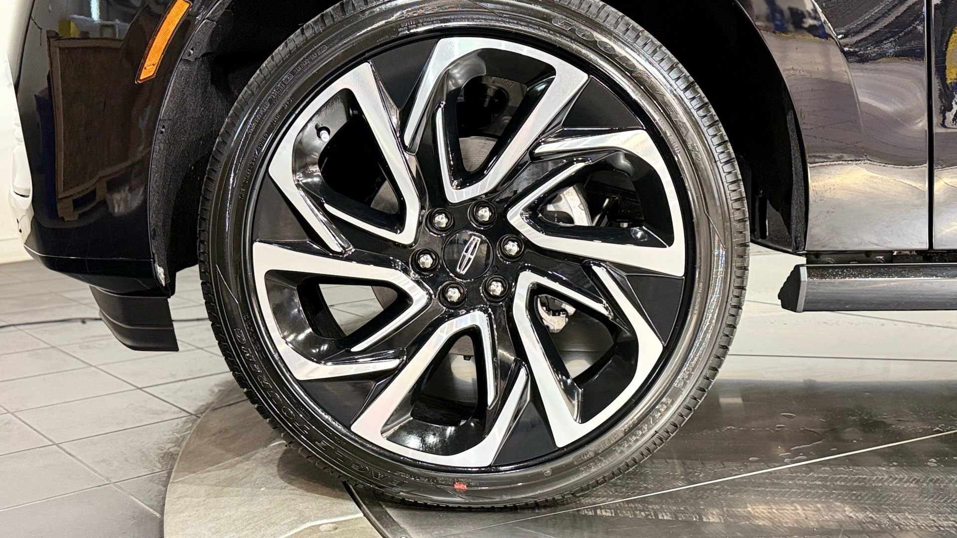 New 2026 Lincoln Navigator L Reserve image 25