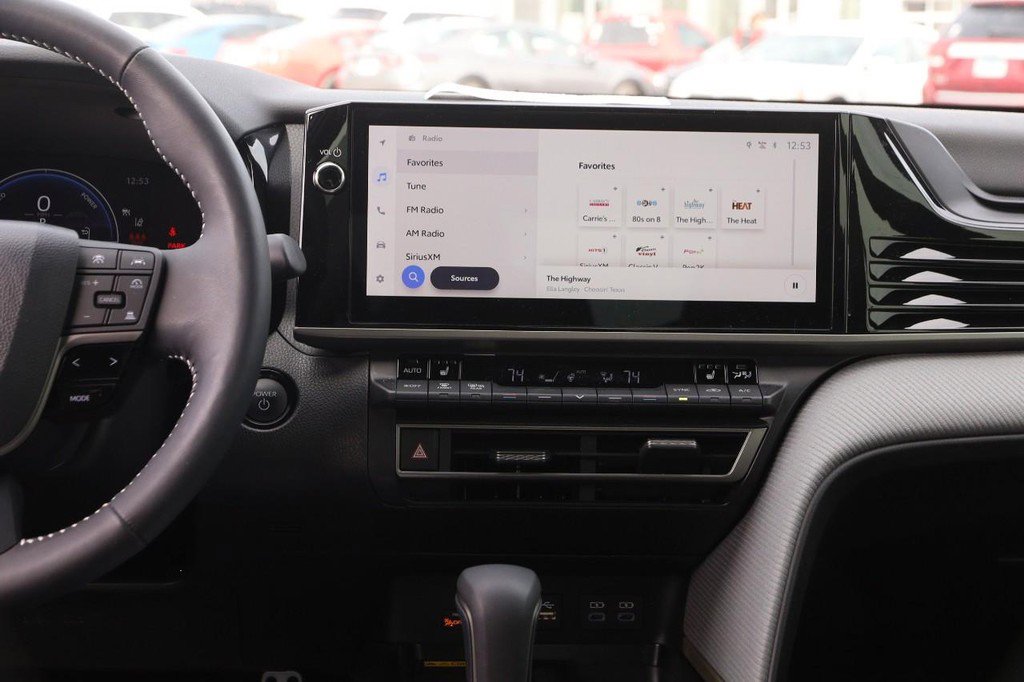 New 2026 Toyota Camry SE image 24