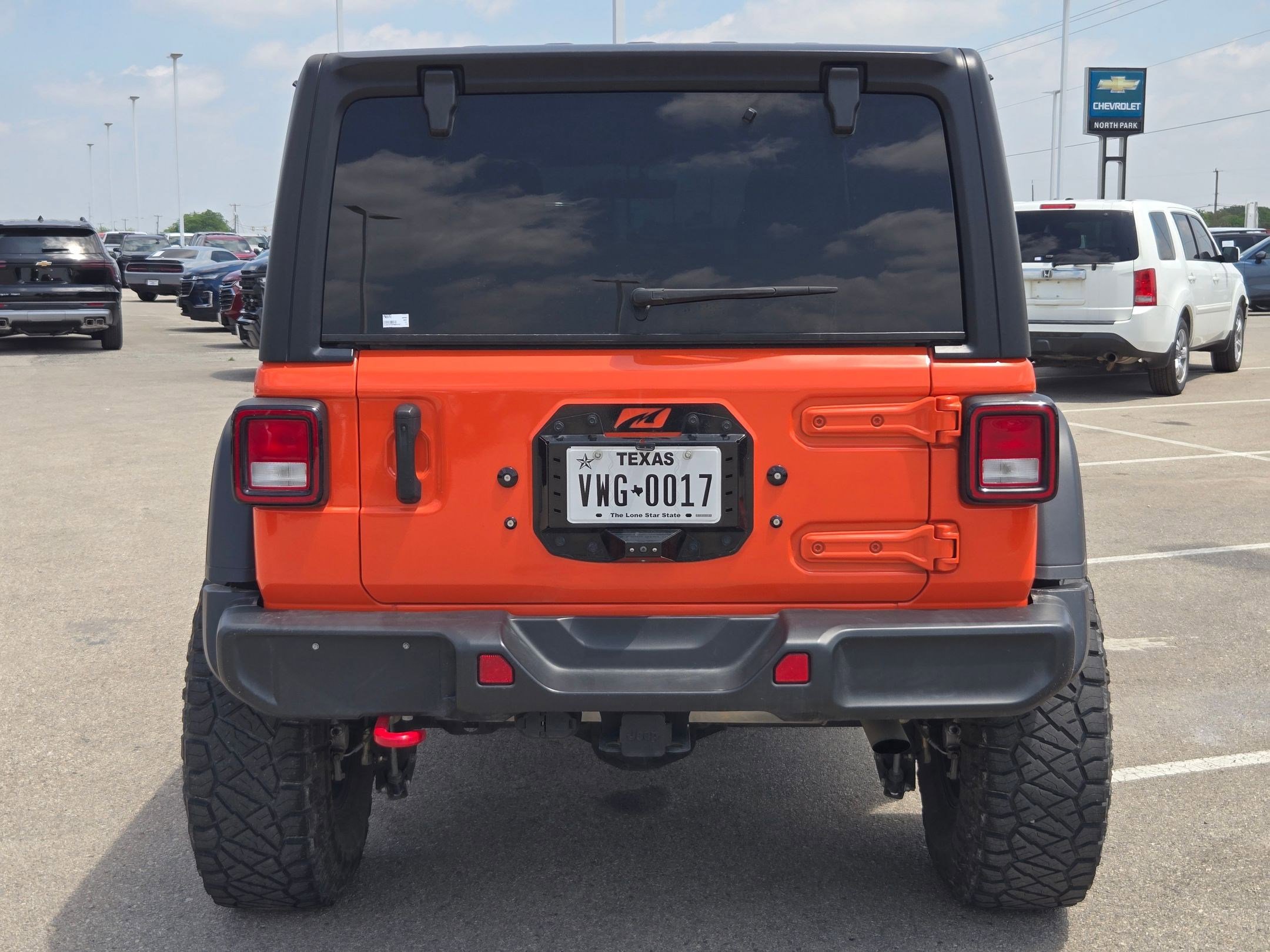Used 2023 Jeep Wrangler Unlimited Rubicon w/ Cold Weather Group AWD/4WD image 4