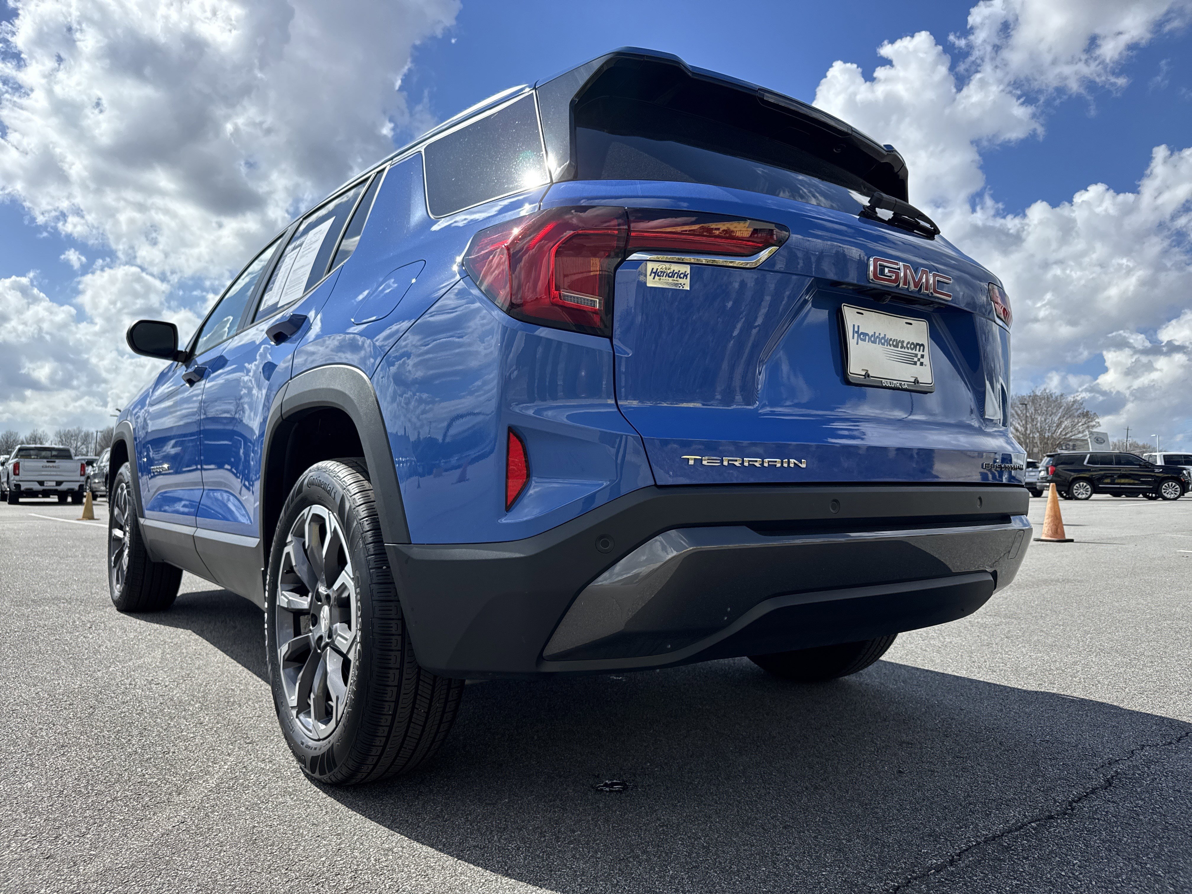 Used 2026 GMC Terrain Elevation w/ Elevation Premium Package image 8