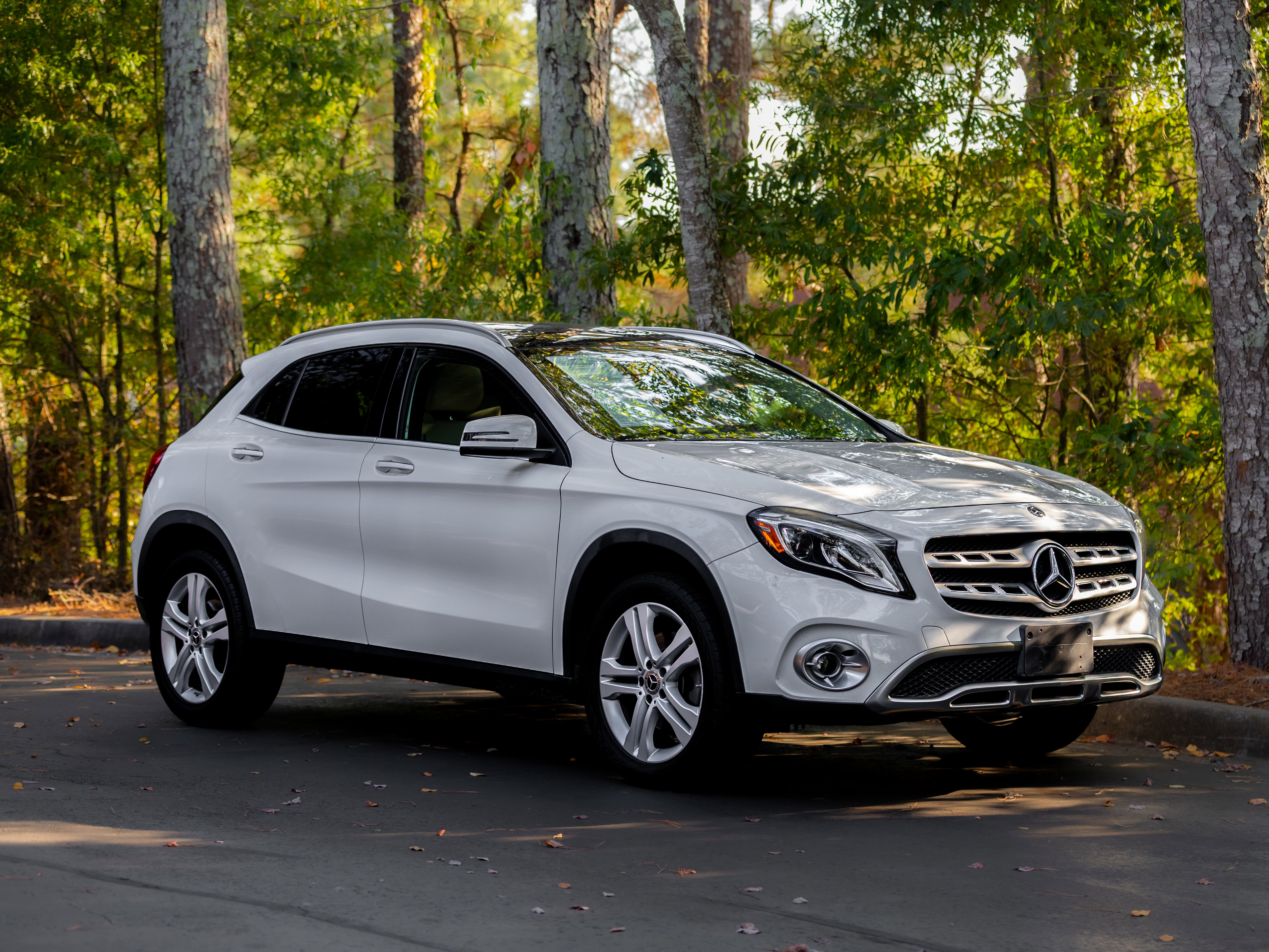 Used 2019 Mercedes-Benz GLA 250 4MATIC w/ Convenience Package image 53