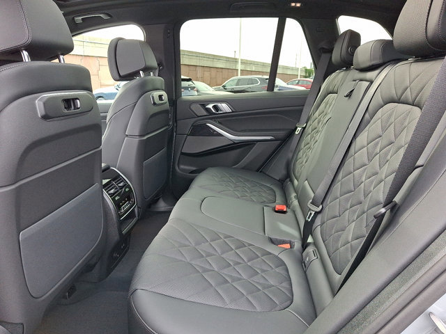 New 2026 BMW X5 xDrive40i image 5