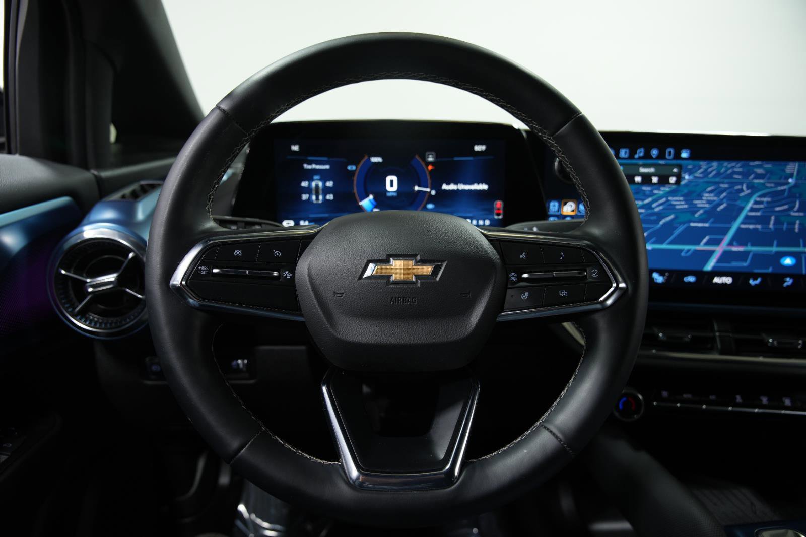 Used 2024 Chevrolet Equinox EV LT image 31