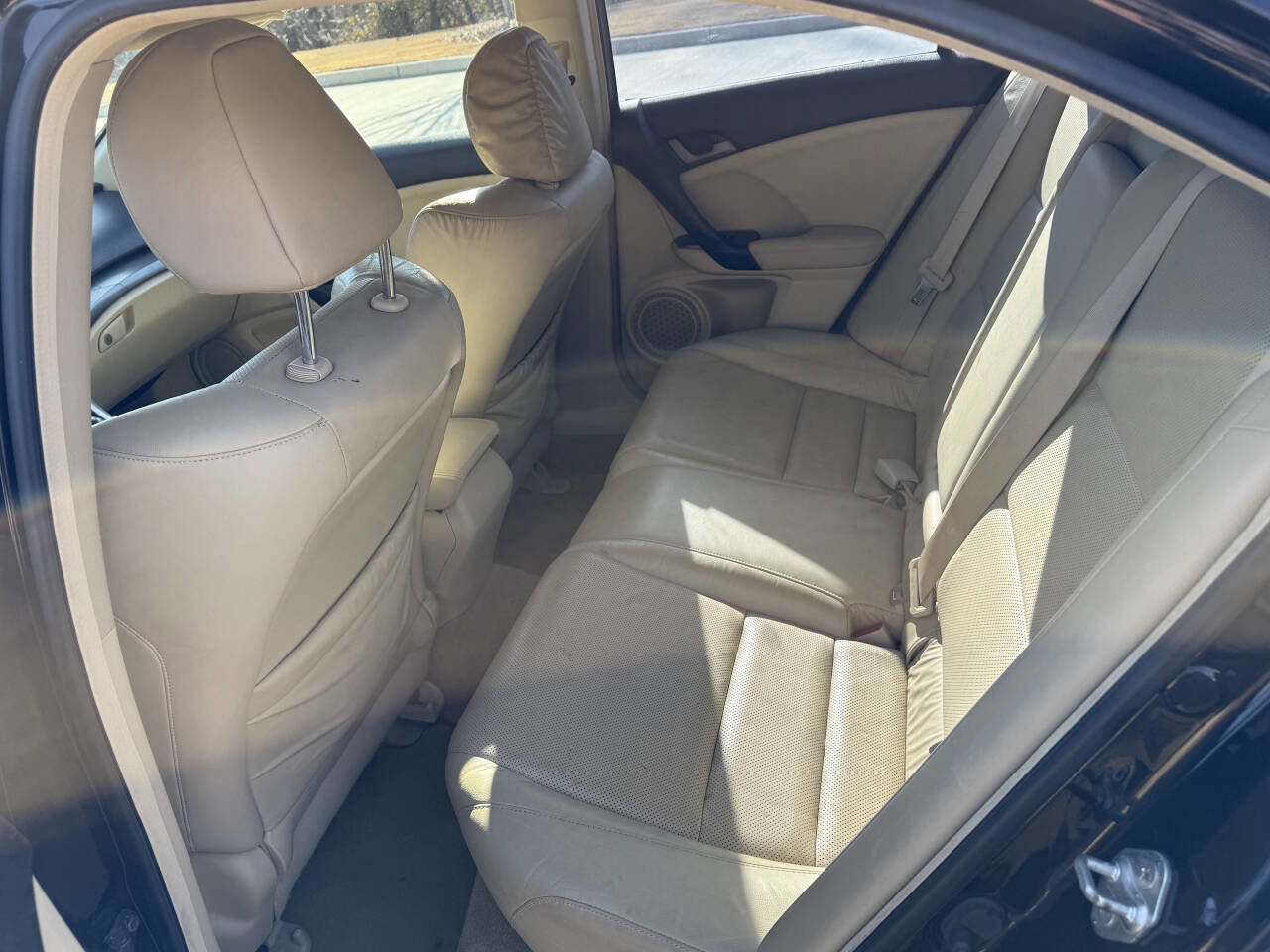 Used 2010 Acura TSX Sedan image 6