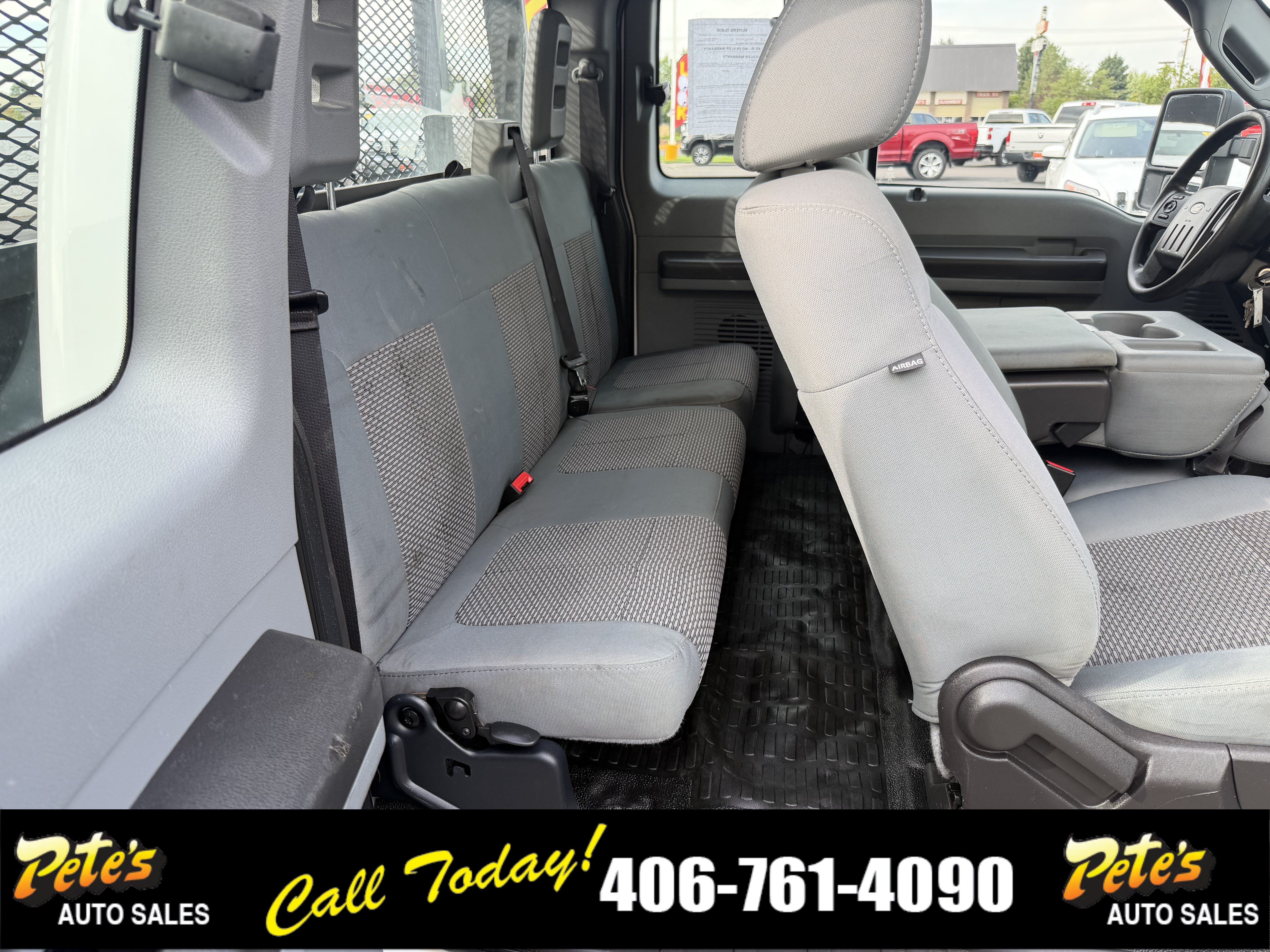 Used 2011 Ford F550 4x4 SuperCab Super Duty w/ Payload Upgrade Pkg image 23