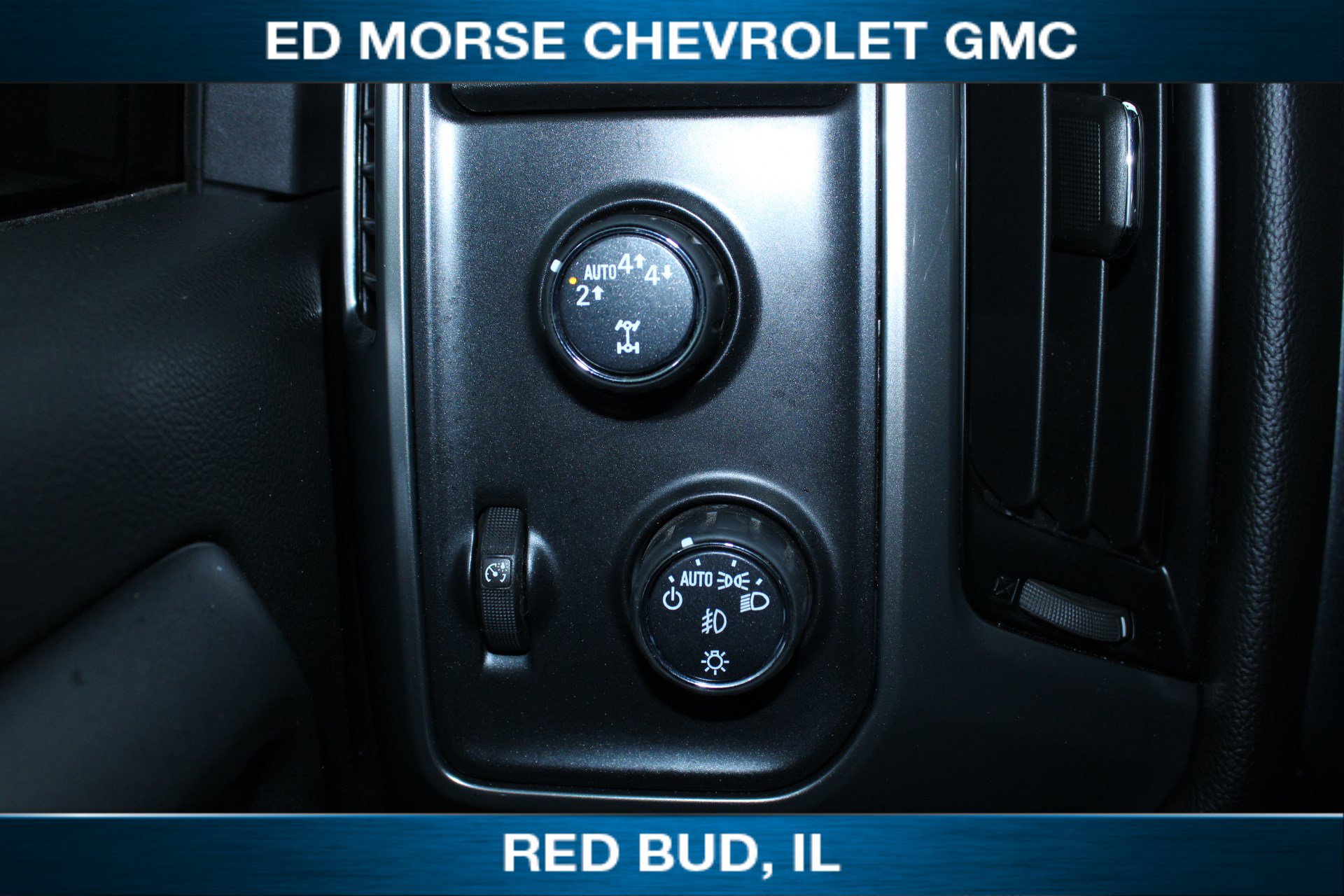 Used 2018 Chevrolet Silverado 1500 LT w/ Texas Edition image 14