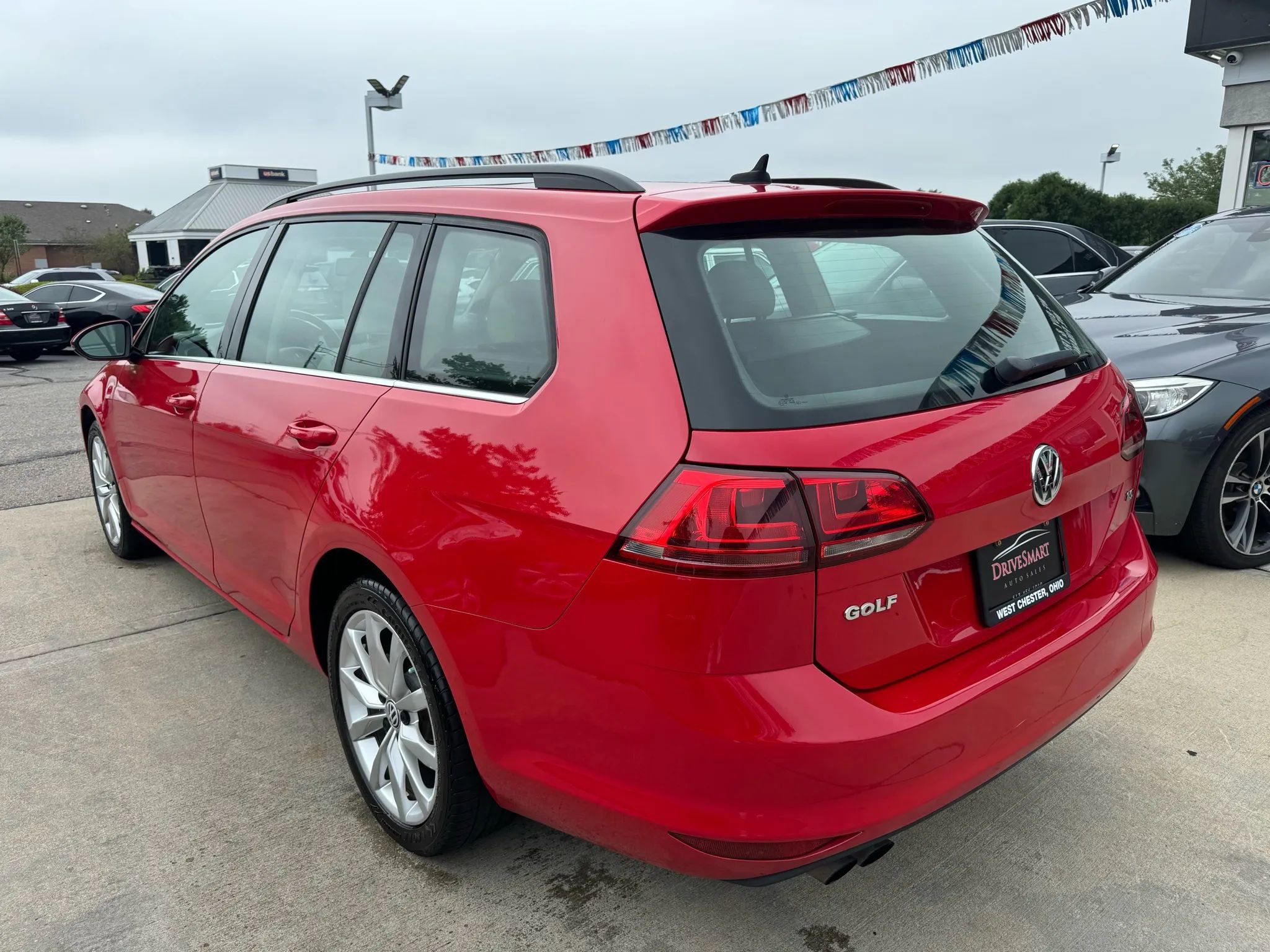 Used 2015 Volkswagen Golf SE image 7