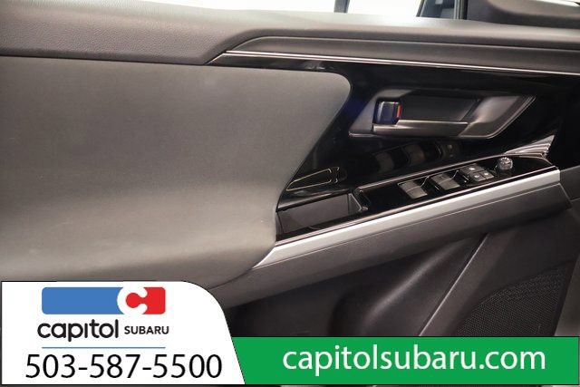 Used 2023 Subaru Solterra AWD image 11