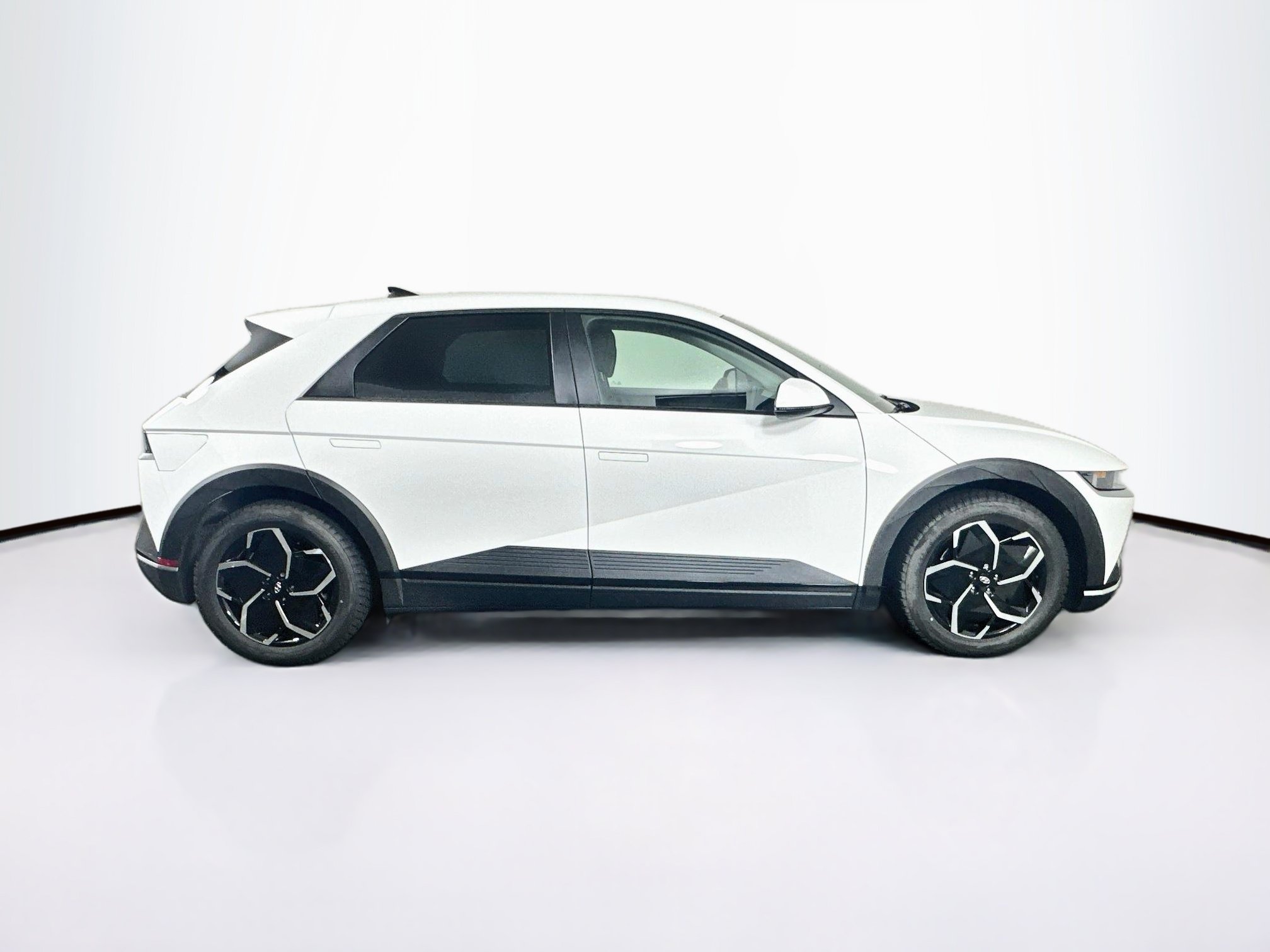 Used 2024 Hyundai Ioniq 5 SEL RWD image 10
