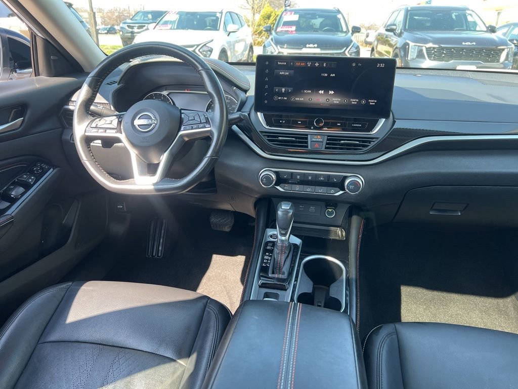 Certified 2023 Nissan Altima 2.5 SR w/ SR Premium Package image 18