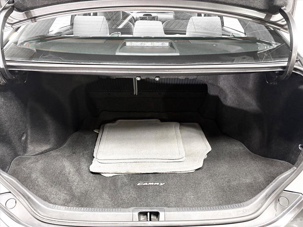 Used 2013 Toyota Camry XLE image 10