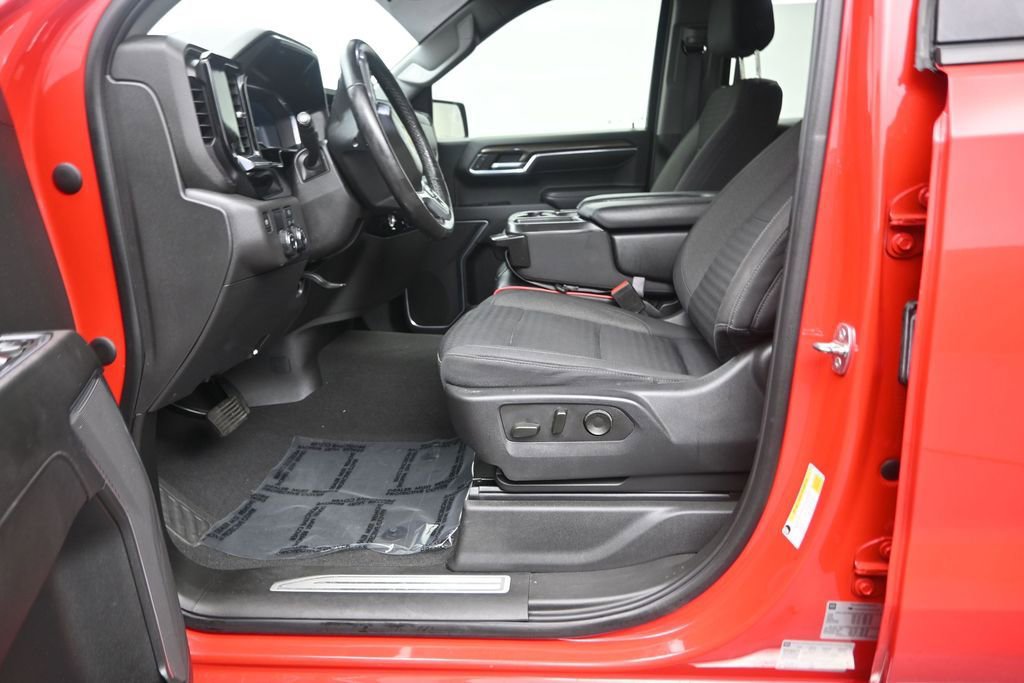 Used 2022 Chevrolet Silverado 1500 LT RWD image 11