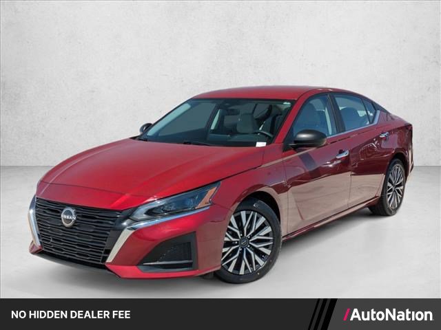 Used 2025 Nissan Altima 2.5 SV FWD image 1