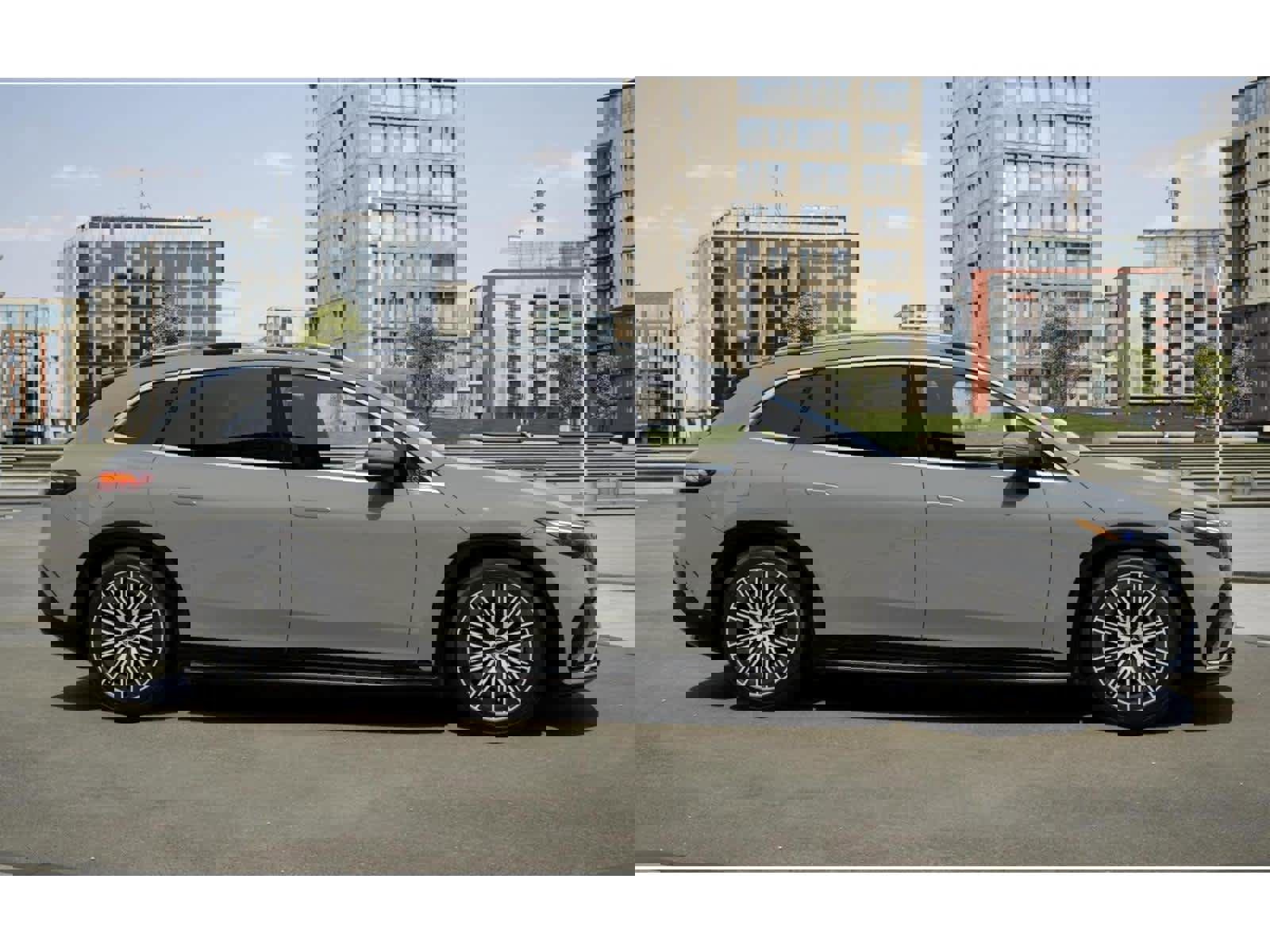 New 2026 Mercedes-Benz EQS 400 4MATIC SUV image 14