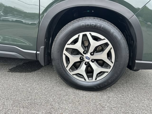 Used 2024 Subaru Forester Premium AWD/4WD image 21
