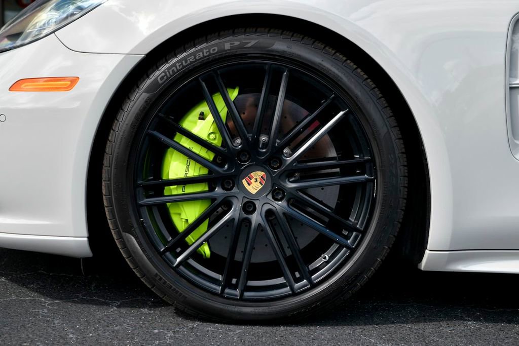 Used 2018 Porsche Panamera Turbo S image 11