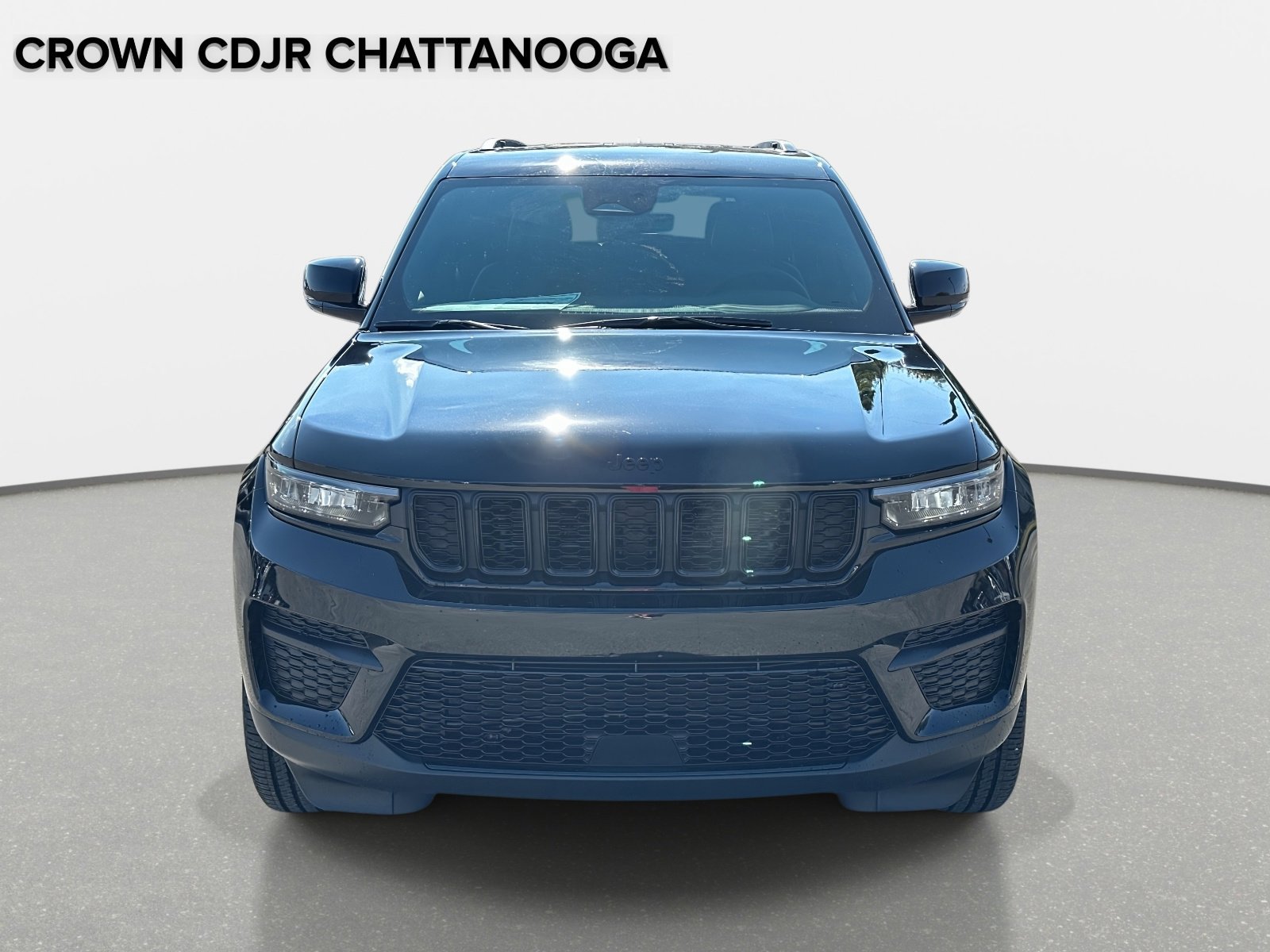 New 2025 Jeep Grand Cherokee Altitude AWD/4WD image 9