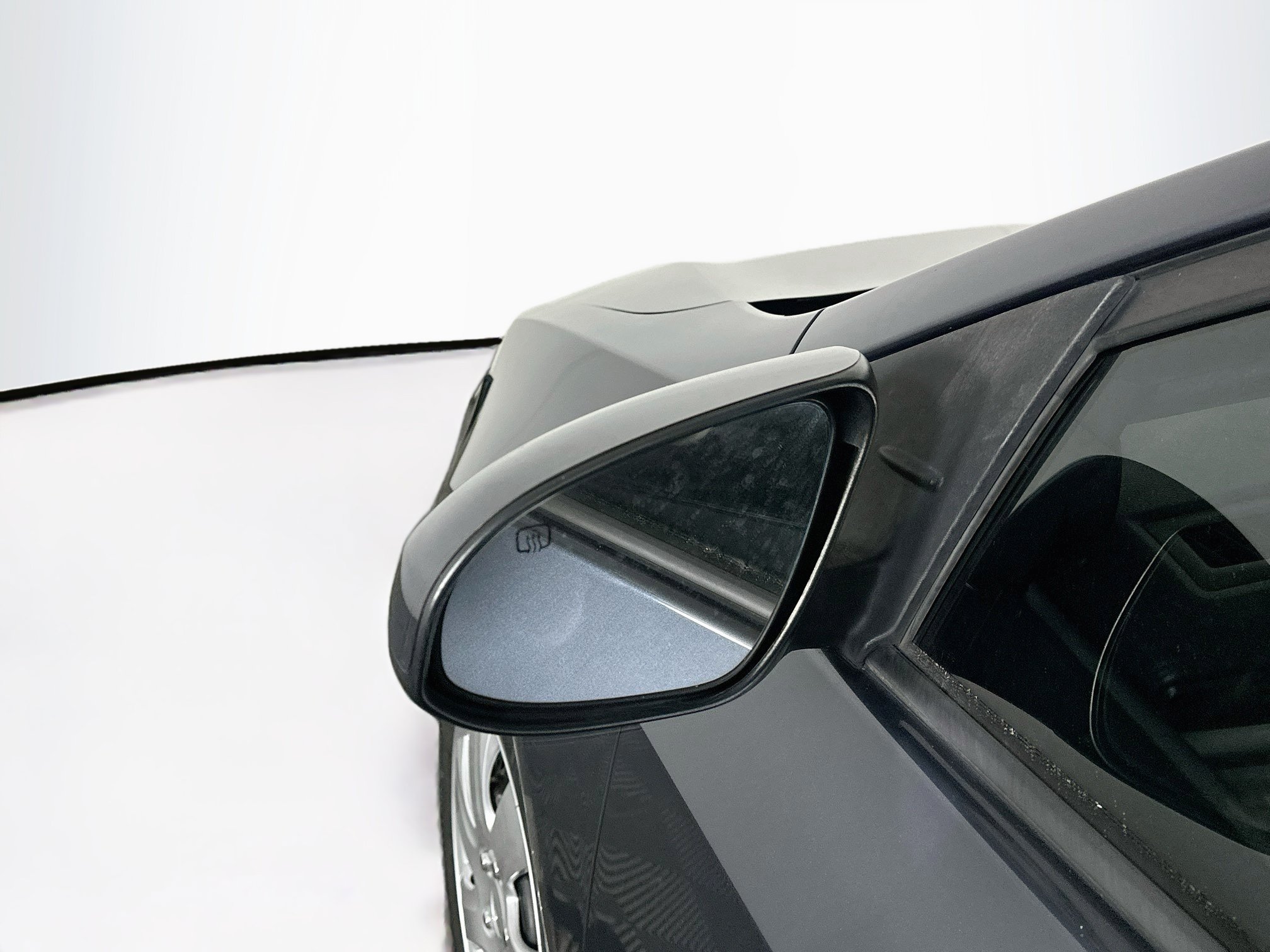 Used 2015 Toyota Corolla LE FWD image 16