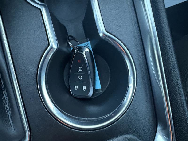 Used 2023 Chevrolet Traverse LT image 21