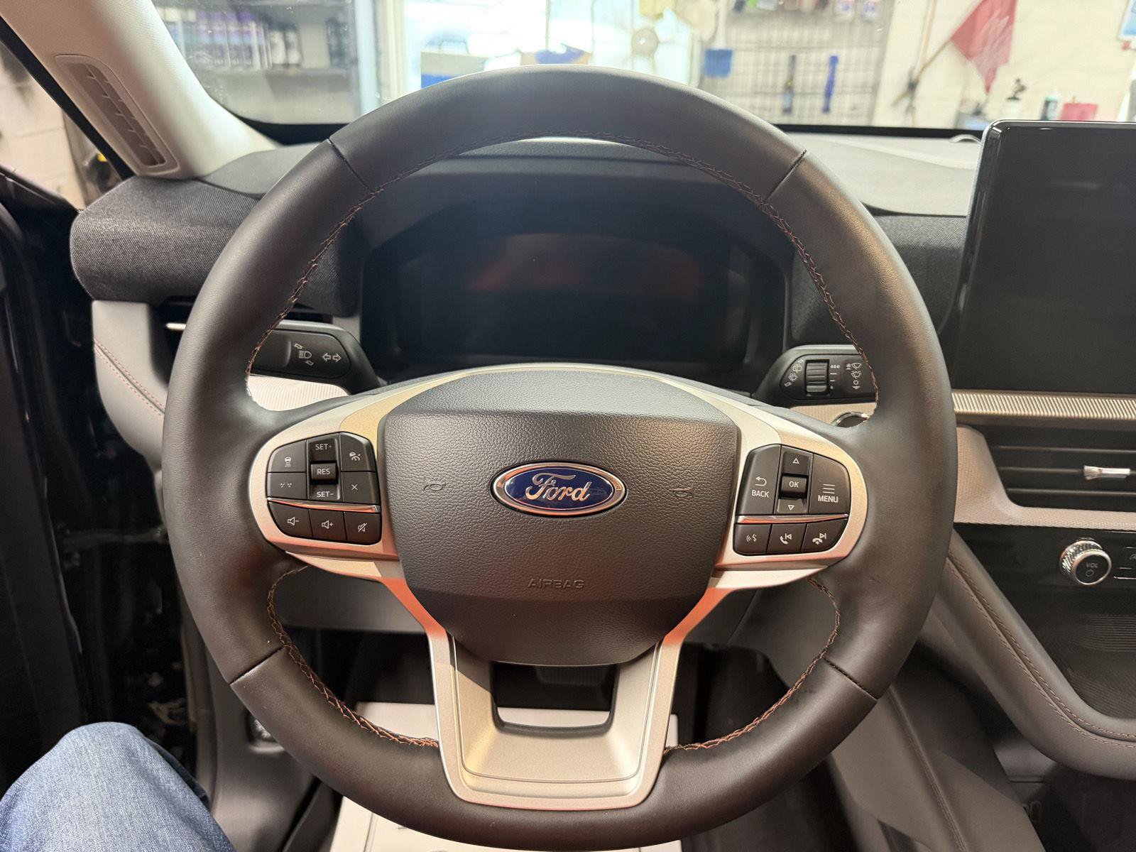 New 2026 Ford Explorer Active w/ Active Comfort Package AWD/4WD image 13