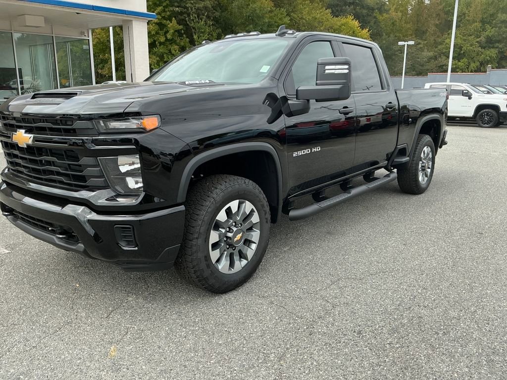 New 2026 Chevrolet Silverado 2500 Custom image 1