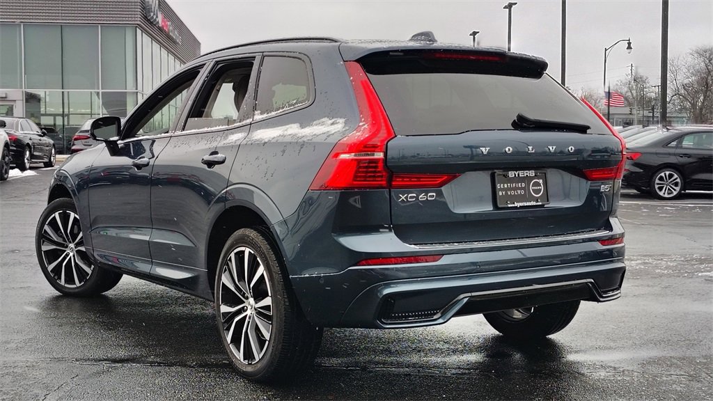 Certified 2023 Volvo XC60 B5 Plus w/ Climate Package image 4