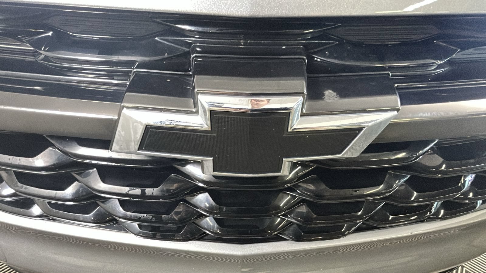 Used 2024 Chevrolet Trax RS w/ Sunroof Package FWD image 10