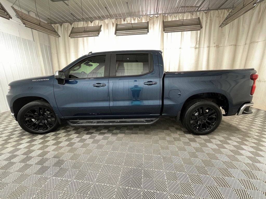 Used 2019 Chevrolet Silverado 1500 LT w/ Texas Edition image 19