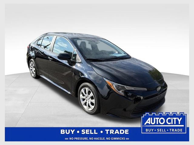 Used 2023 Toyota Corolla LE FWD image 1