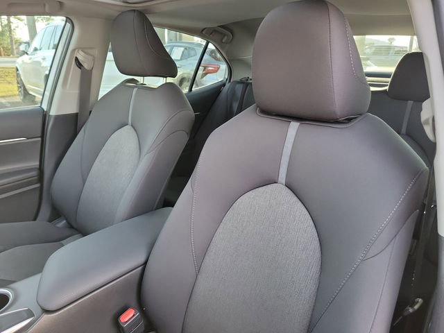 Used 2024 Toyota Camry LE image 15