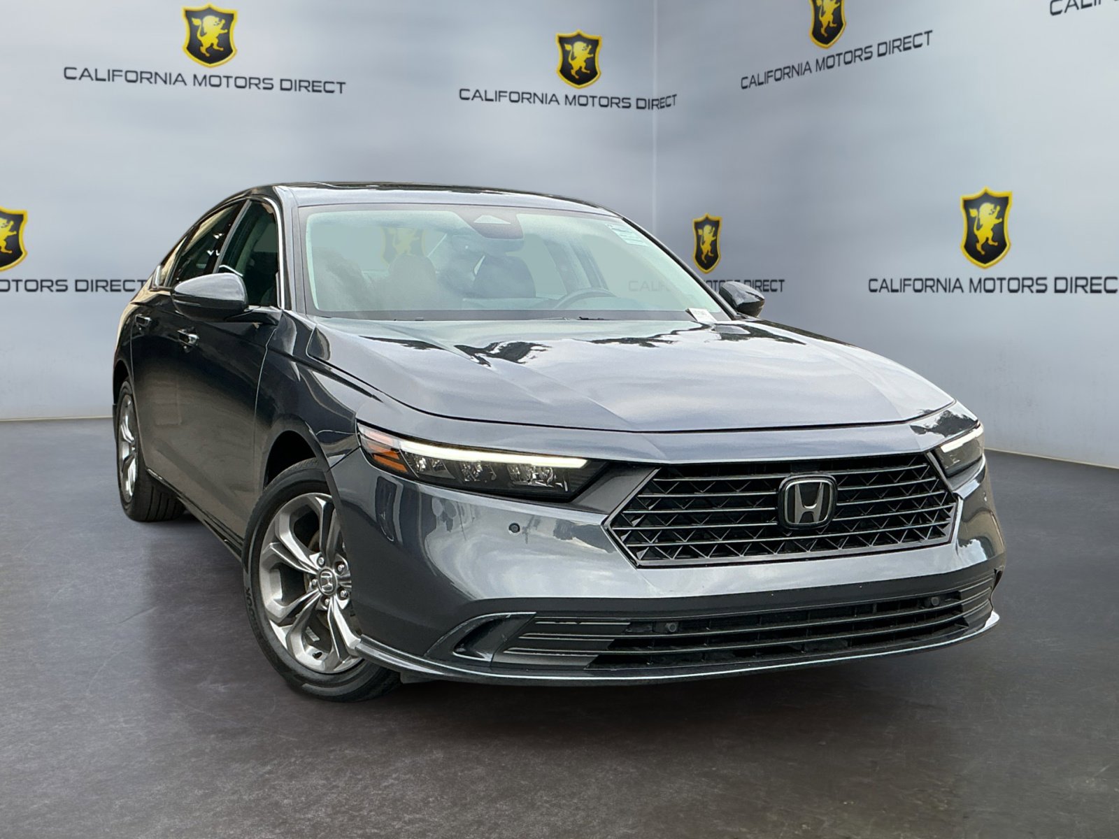 Used 2023 Honda Accord EX-L image 3