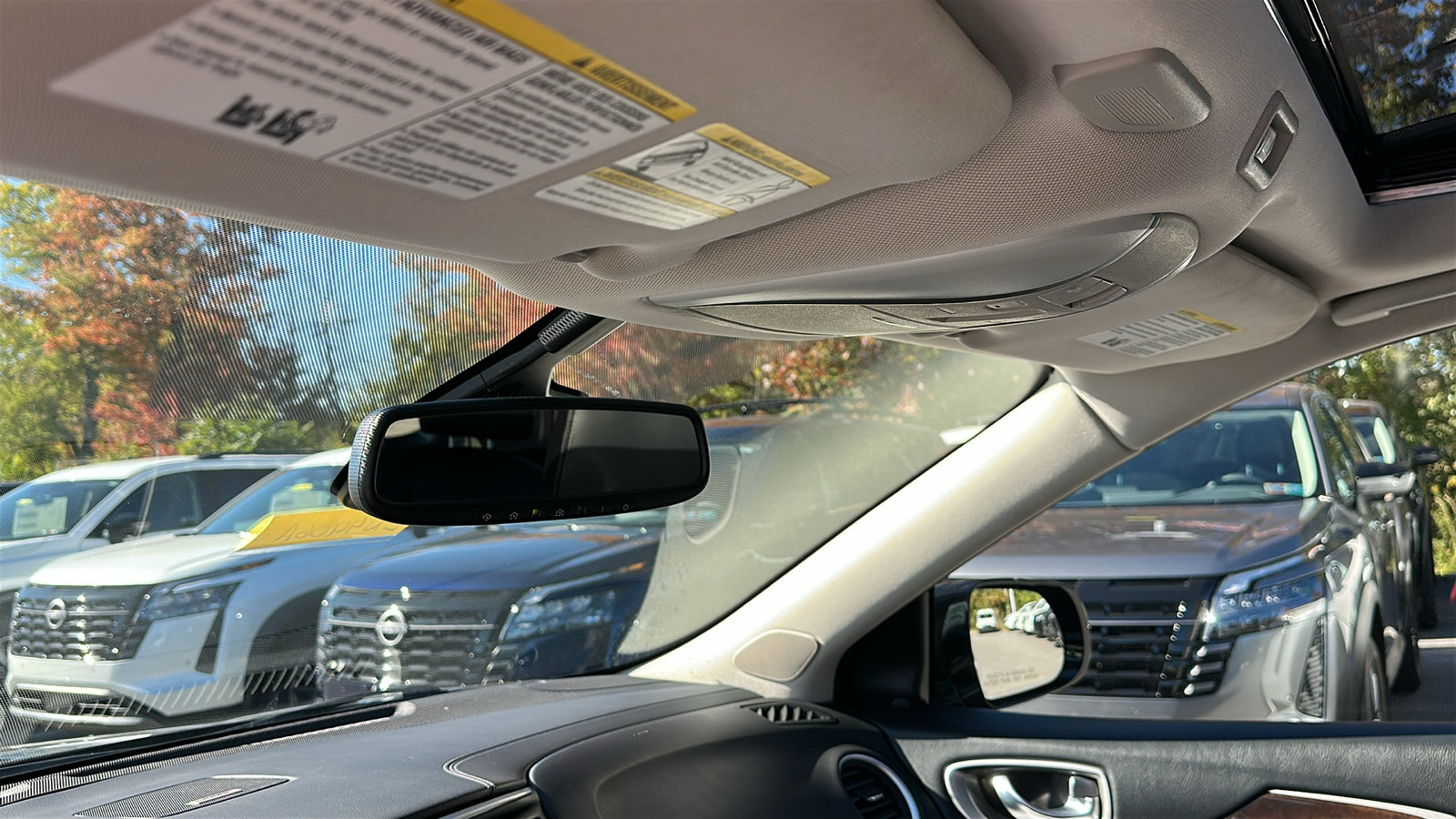 Used 2019 INFINITI QX60 Luxe w/ Sensory Package AWD/4WD image 23