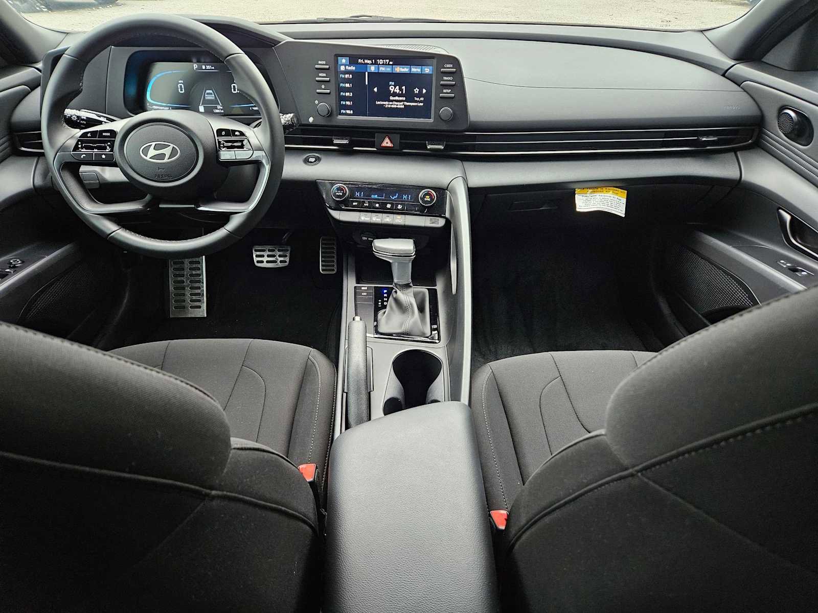 Used 2025 Hyundai Elantra Sport FWD image 15