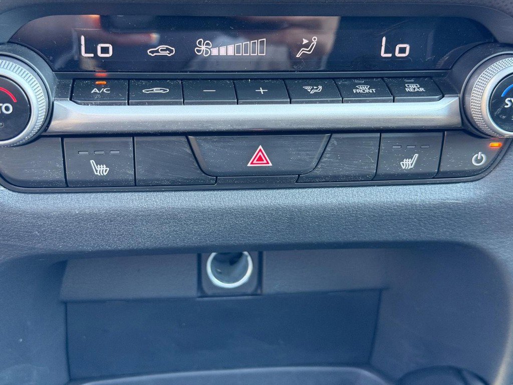 Used 2025 MAZDA CX-50 AWD 2.5 S w/ Premium Package image 22